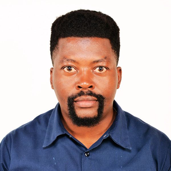 Leonard Oywecha